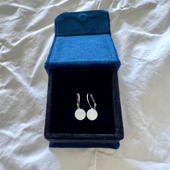 Vintage Y2K Swarovski White And Silver Drop Earrings - Picture 4 of 9